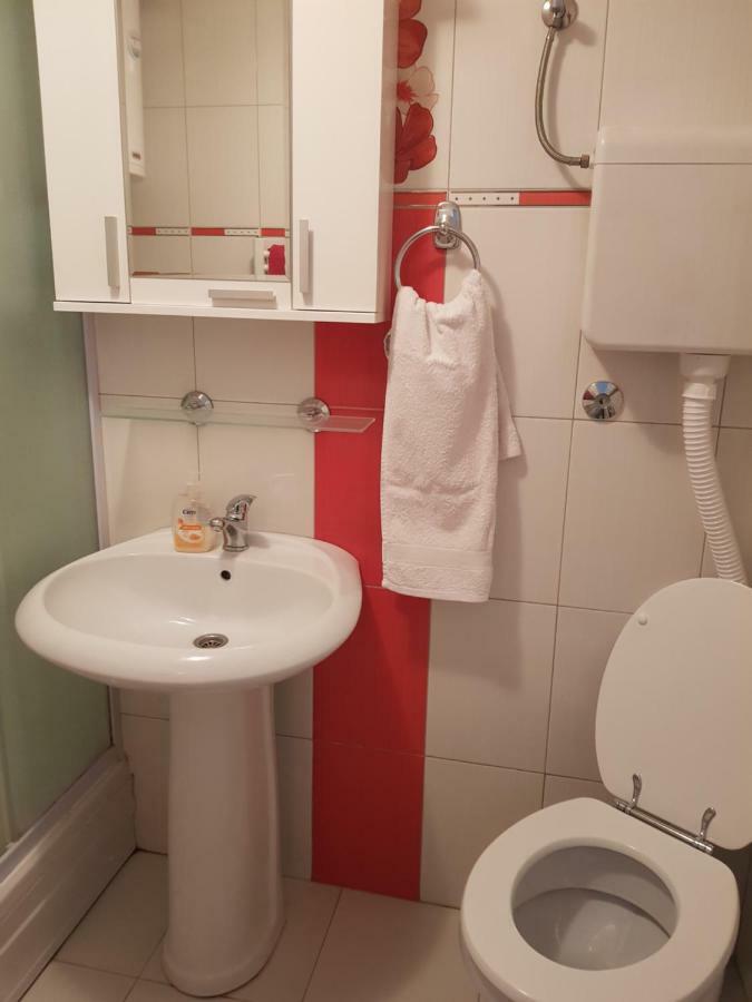 Apartment A&D Pančevo Buitenkant foto